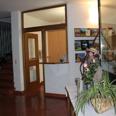 Garni Färbe Hotell Sterzing Exteriör bild